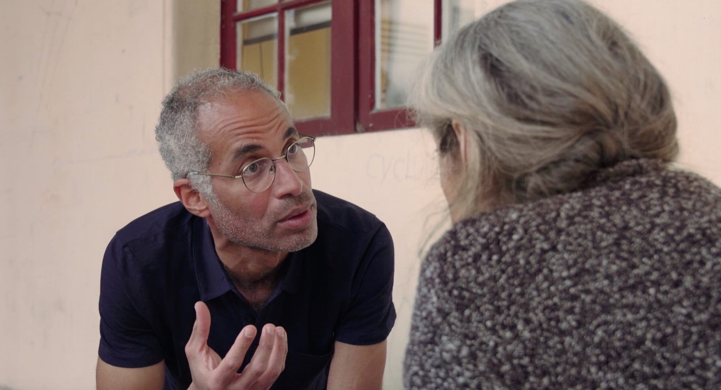 At Averroes & Rosa Parks - Nicolas Philibert